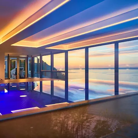 First Meerblick アパート *