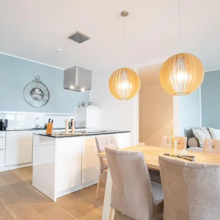 アパート First Meerblick